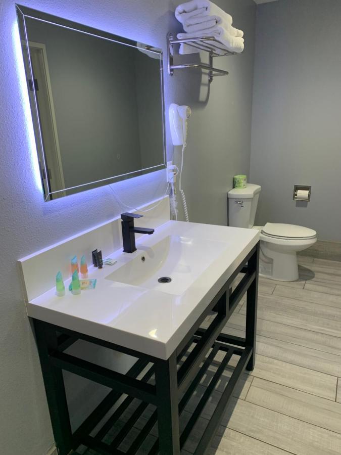 Willow Tree Inn & Suites Los Angeles Dış mekan fotoğraf