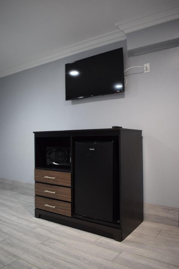 Willow Tree Inn & Suites Los Angeles Dış mekan fotoğraf